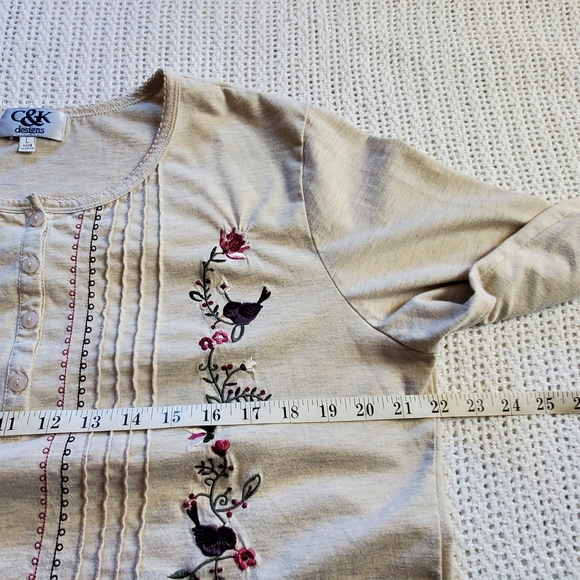 VTG C&K Women's Large Shirt Top Floral Bird Embroidered Long Sleeve Oatm… - Picture 5 of 8